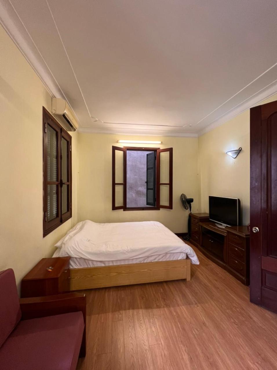 French-Styled House Apartment Hanoi Exterior foto